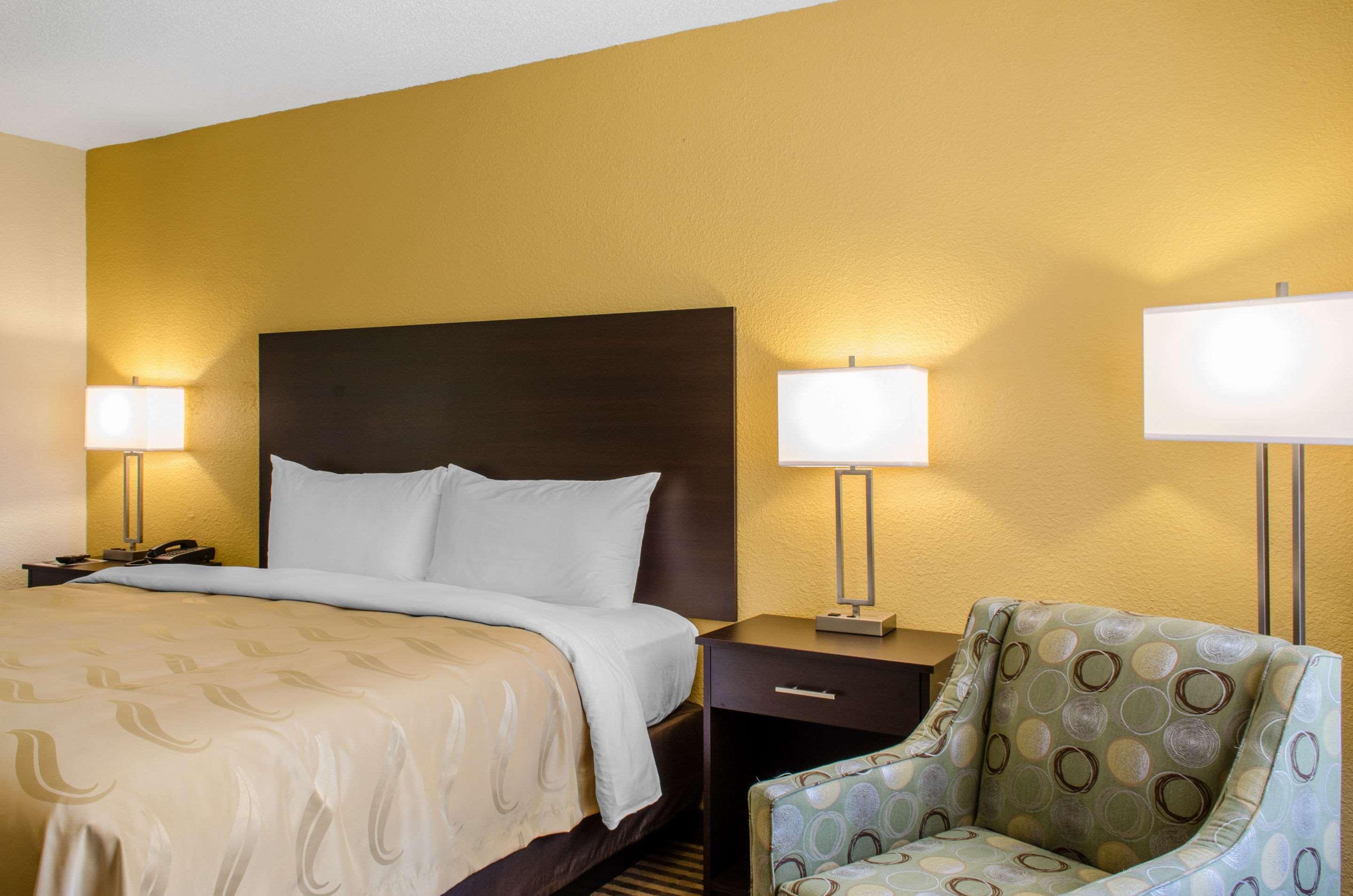 Quality Inn & Suites Laurel Exteriör bild