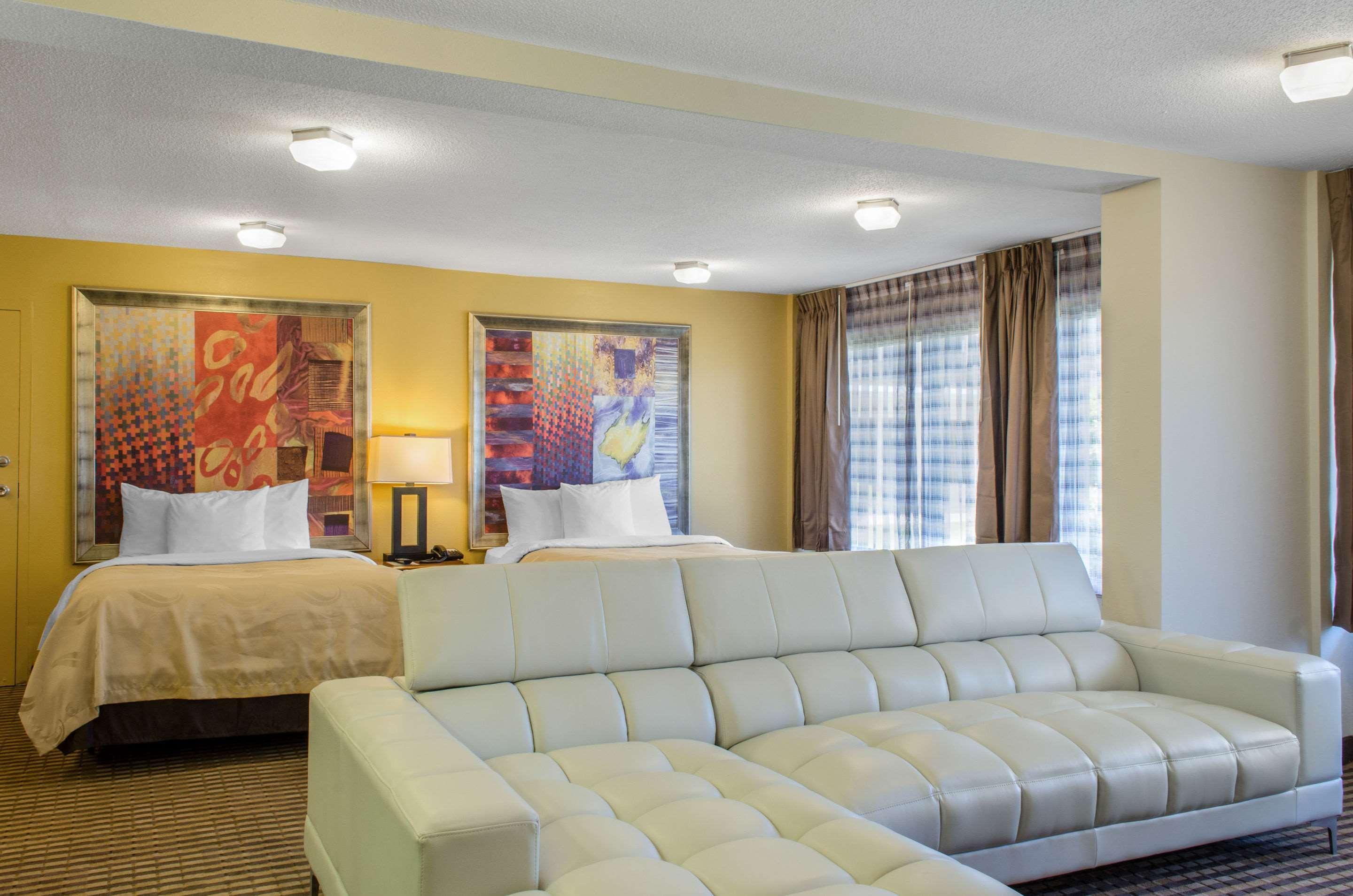Quality Inn & Suites Laurel Exteriör bild