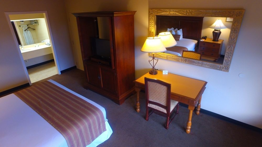 Quality Inn & Suites Laurel Exteriör bild